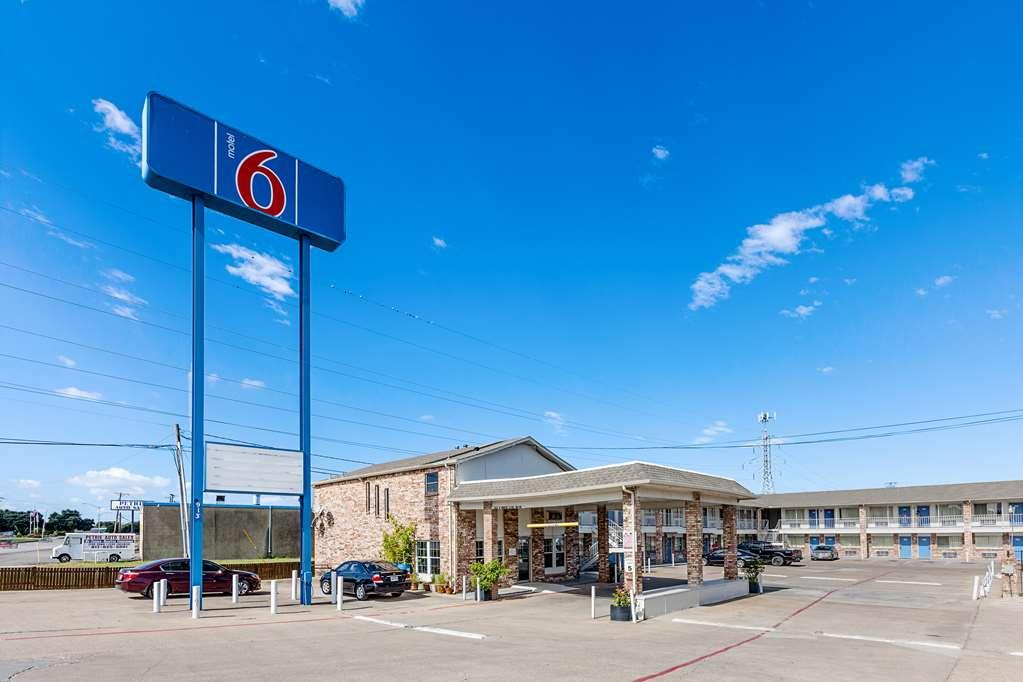 Motel 6 Fort Worth - Northside Εξωτερικό φωτογραφία