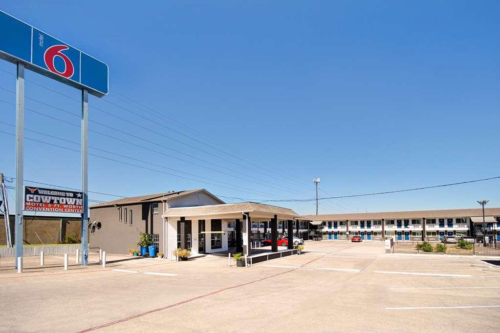 Motel 6 Fort Worth - Northside Εξωτερικό φωτογραφία