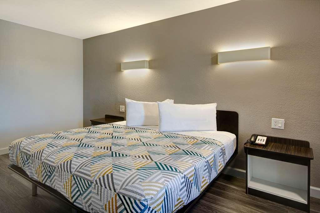 Motel 6 Fort Worth - Northside Δωμάτιο φωτογραφία