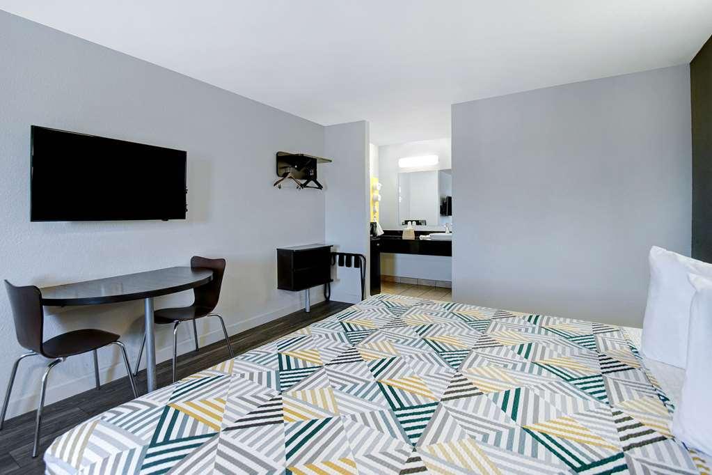 Motel 6 Fort Worth - Northside Δωμάτιο φωτογραφία